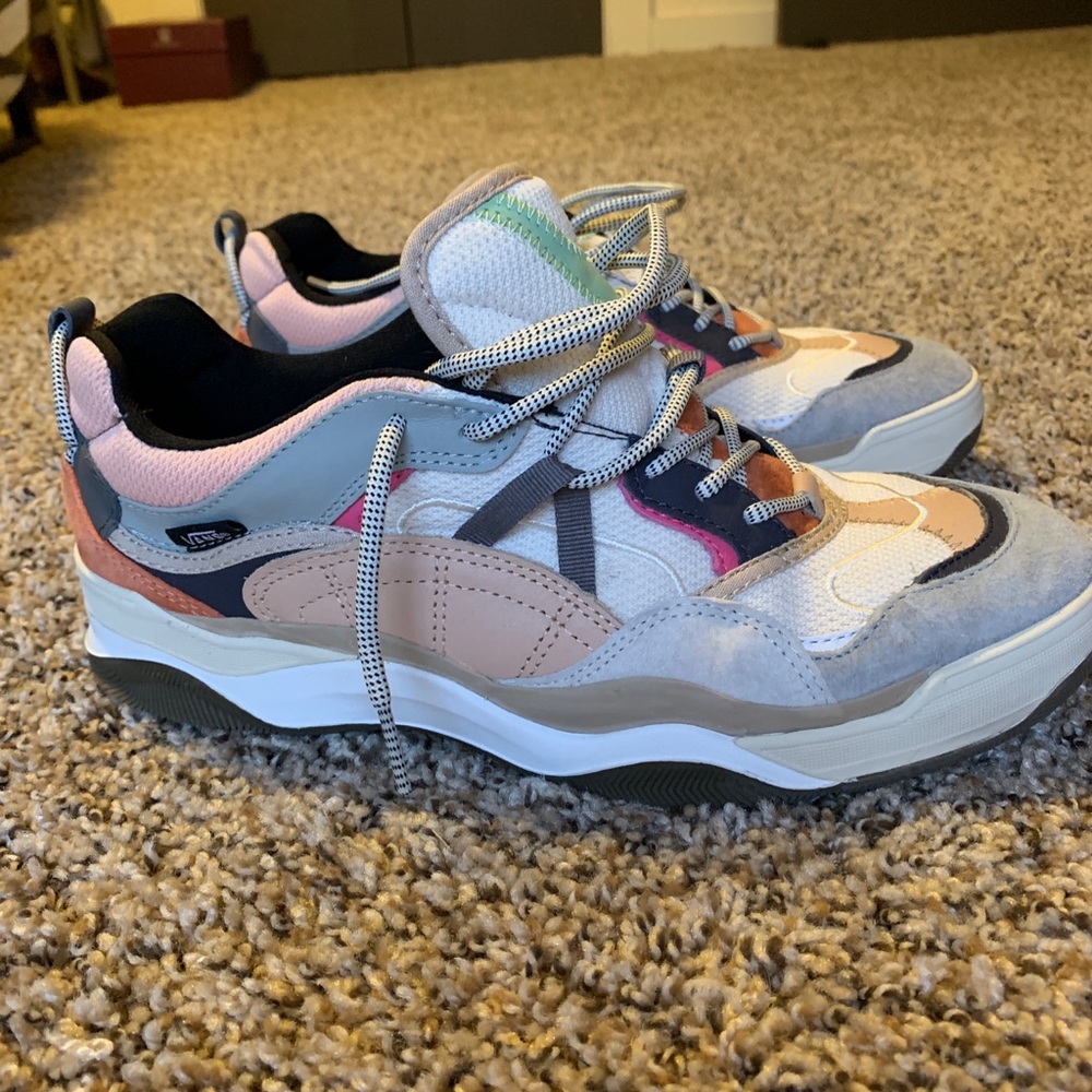 Men’s Vans Sneakers size 9.5 Multi Color
